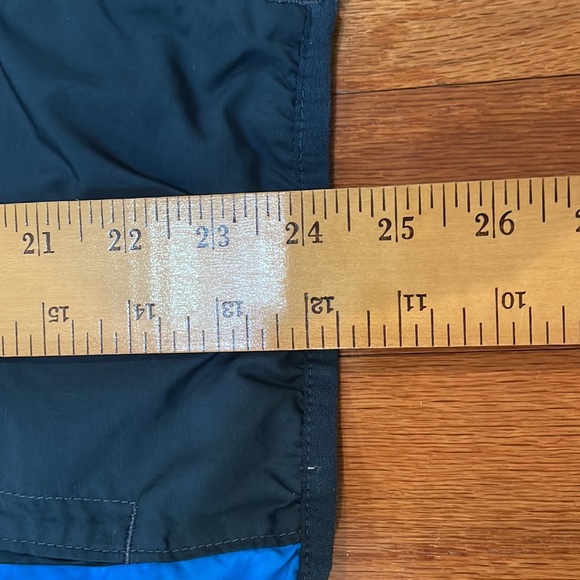 LAST CHANCE Columbia Youth Size 14/16 lightweight jacket pockets hood - Picture 7 of 15